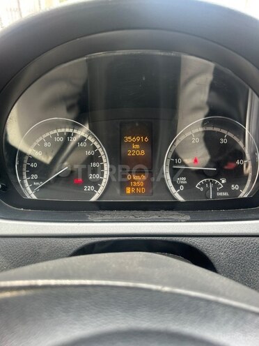 Mercedes Vito 113 CDI-6