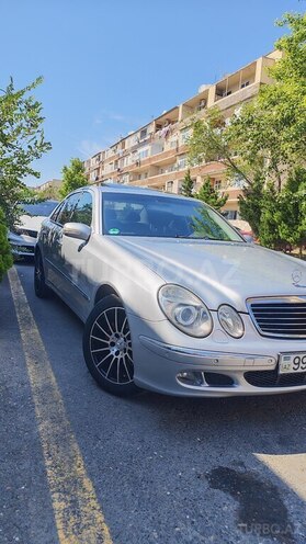 Mercedes E 240-15