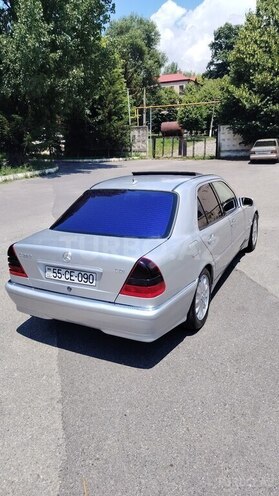 Mercedes C 220-6
