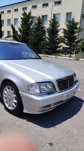 Mercedes C 220-10