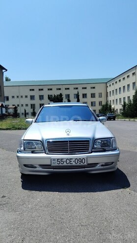 Mercedes C 220-2