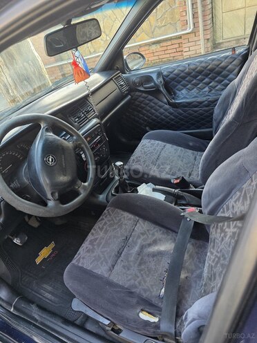 Opel Vectra-5