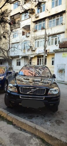 Volvo XC90-1