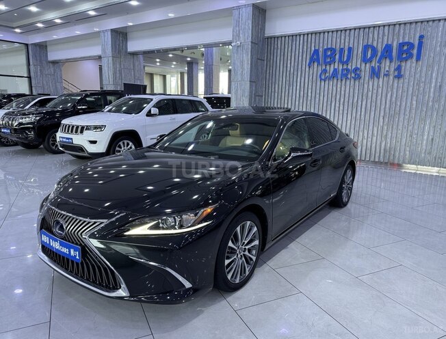 Lexus ES 300h-1