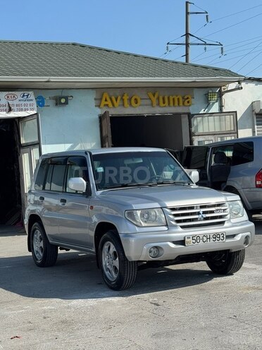 Mitsubishi Pajero io-2