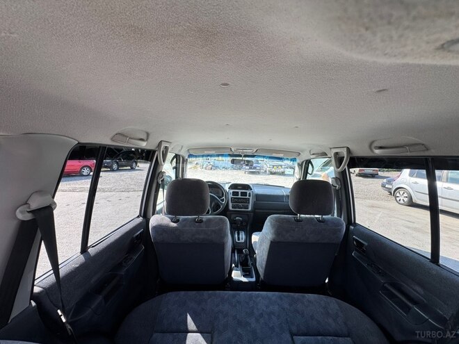 Mitsubishi Pajero io-12