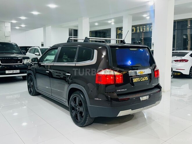 Chevrolet Orlando-4