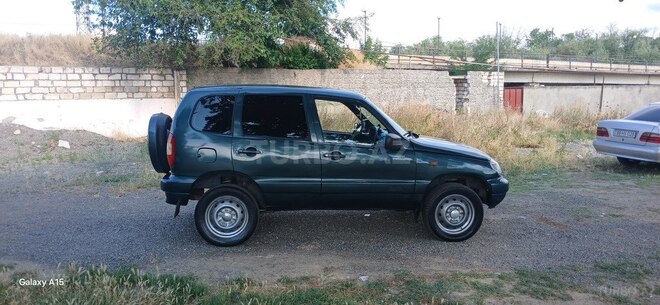 LADA (VAZ) Niva-2