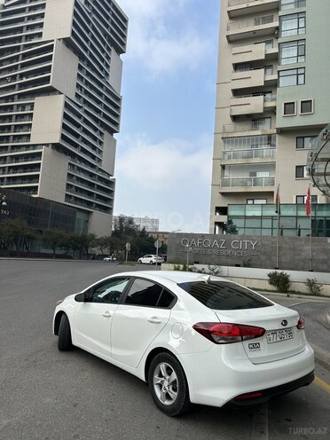 Kia Forte-3
