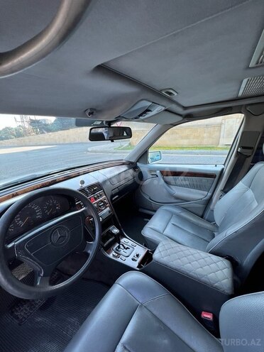 Mercedes C 200-8