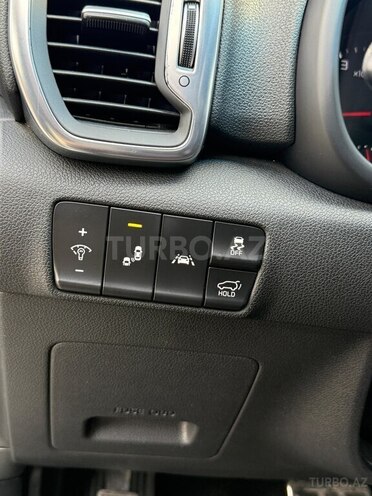 Kia Sportage-8