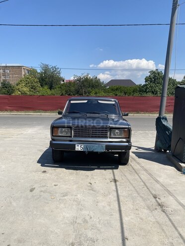LADA (VAZ) 2107-1
