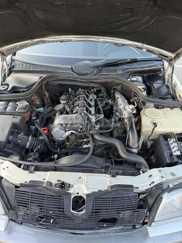 Mercedes C 200-6