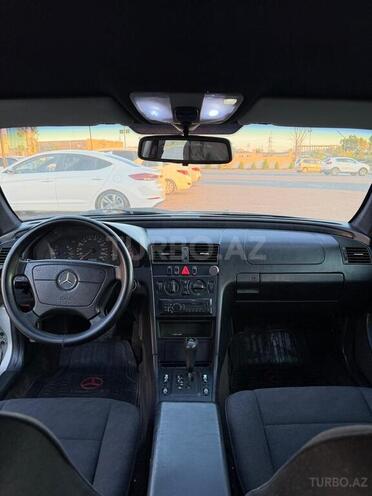 Mercedes C 200-3
