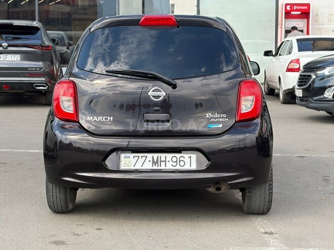 Nissan March-6