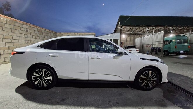 Changan Qiyuan A05-6
