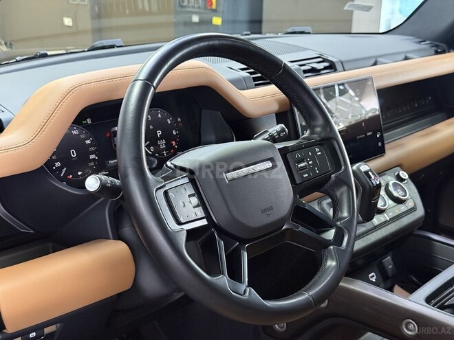 Land Rover Defender-14