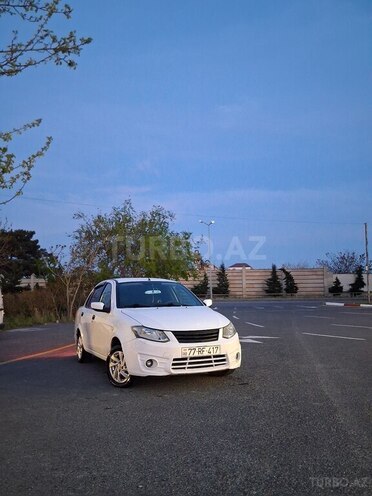 Saipa Saina-10