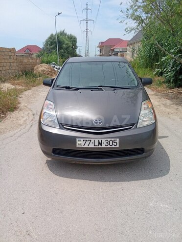 Toyota Prius-3