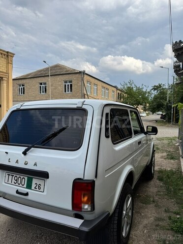 LADA (VAZ) Niva-4