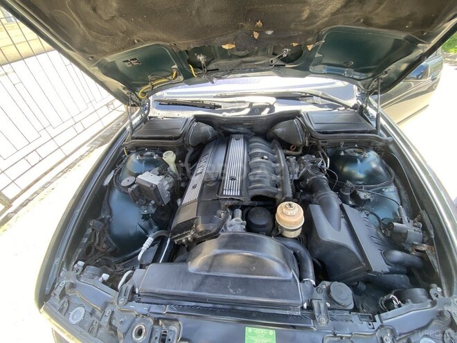 BMW 523-10