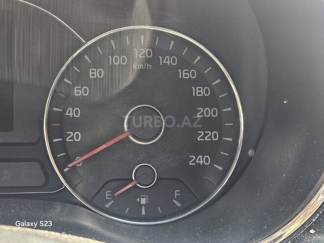 Kia Cerato-9