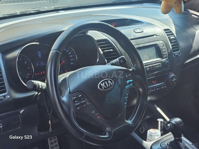 Kia Cerato-12