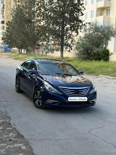 Hyundai Sonata-1