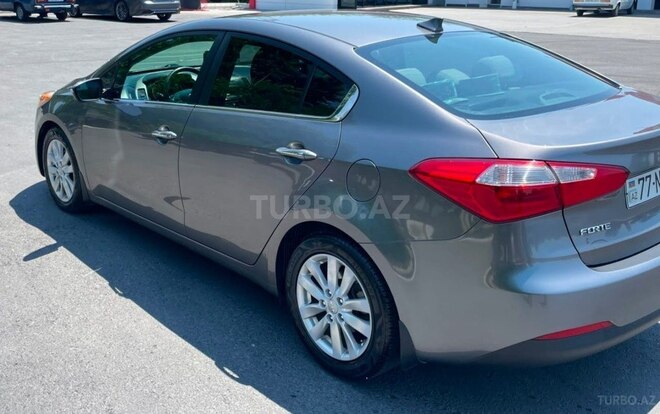 Kia Forte-2