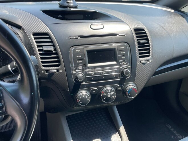 Kia Forte-8