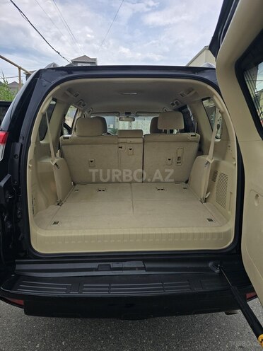 Toyota Land Cruiser Prado-9