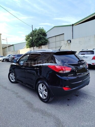 Hyundai ix35-6