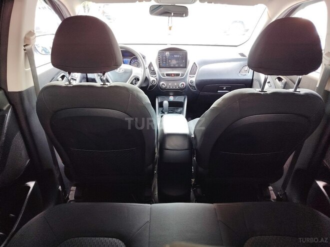 Hyundai ix35-10