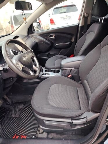 Hyundai ix35-11