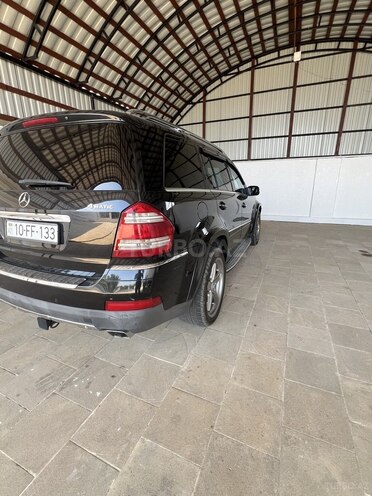 Mercedes GL 550 4MATIC-4