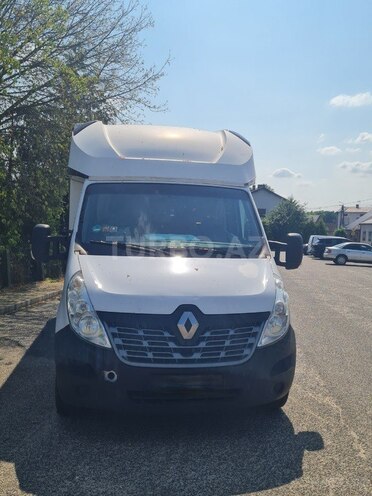 Renault Master-1