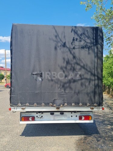 Renault Master-2