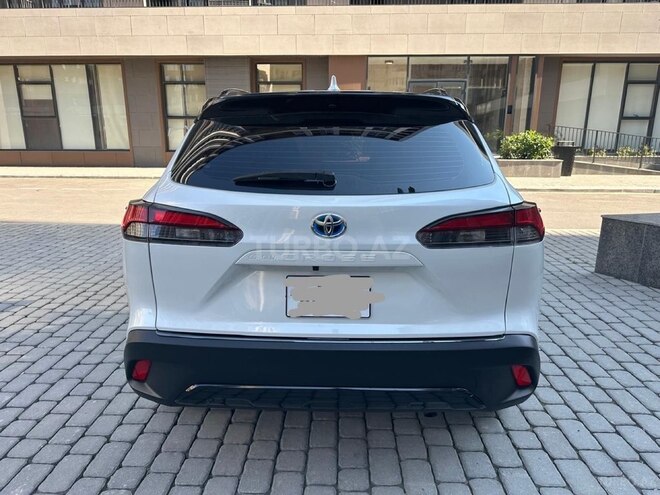 Toyota Corolla Cross-4