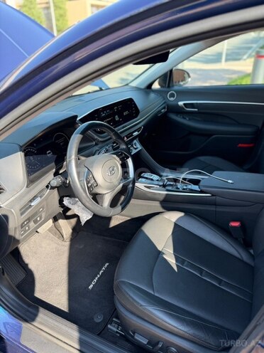 Hyundai Sonata-6
