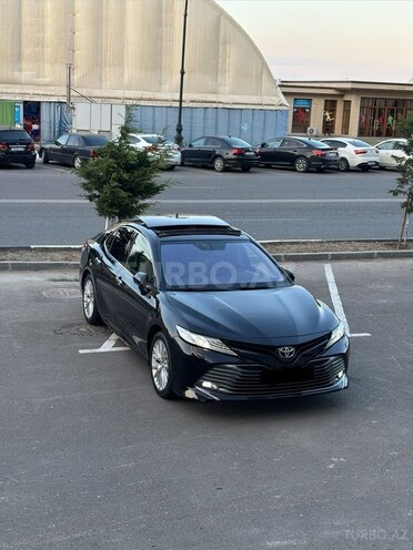 Toyota Camry-9