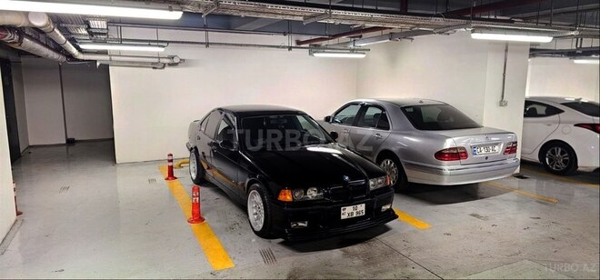 BMW 325-9