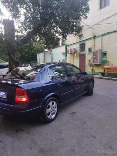 Opel Astra-2