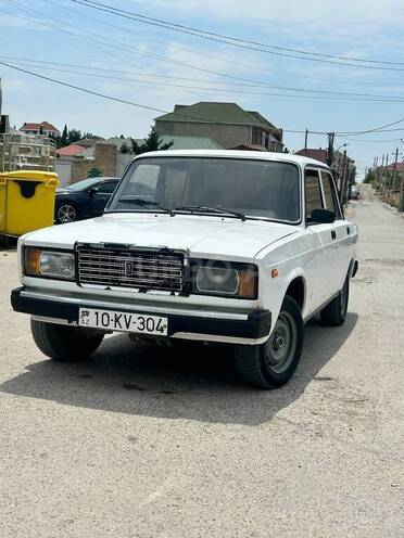 LADA (VAZ) 2107-1