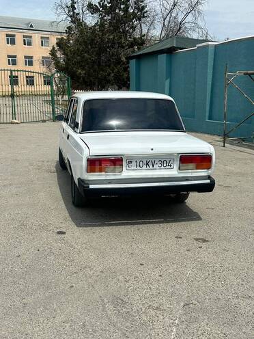 LADA (VAZ) 2107-4