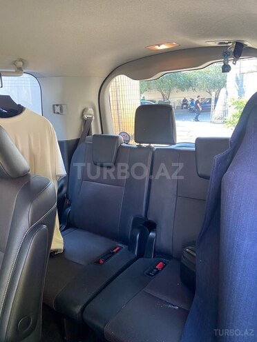 Toyota Esquire-5