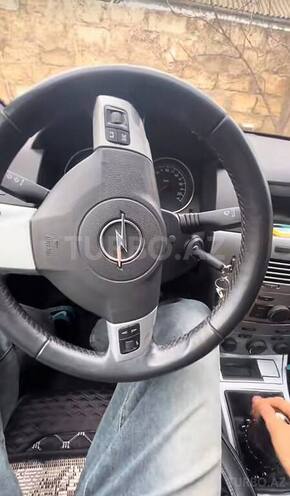 Opel Astra-12