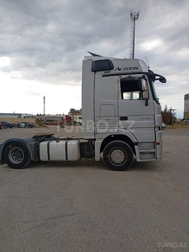 Mercedes Actros 1844-4