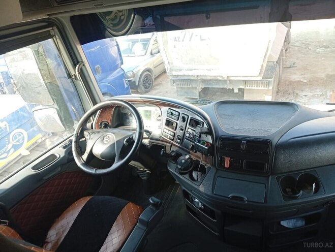 Mercedes Actros 1844-3