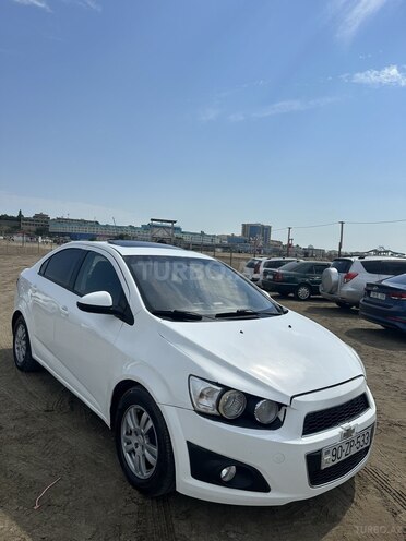 Chevrolet Aveo-1