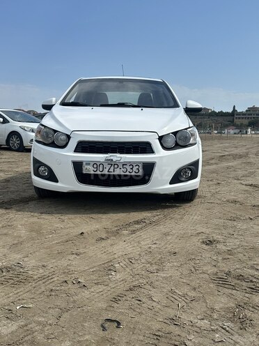 Chevrolet Aveo-10